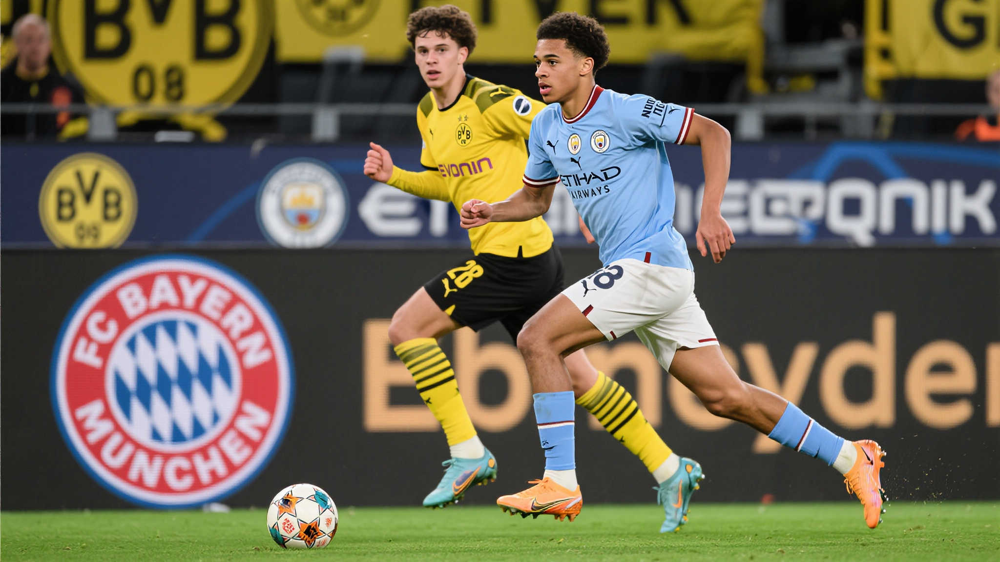 图片报:吉滕斯再度进入拜仁引援视野,已与经纪人接触 图片报:吉滕斯再度进入拜仁引援视野,已与经纪人接触